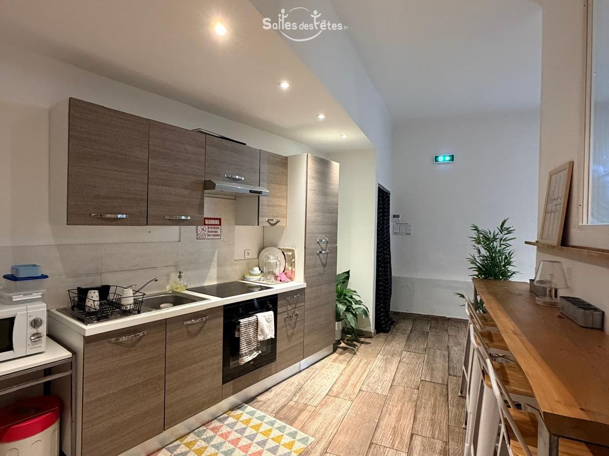 Salle réunion privée et espace de travail partagé