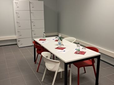 SECRET - photo 2